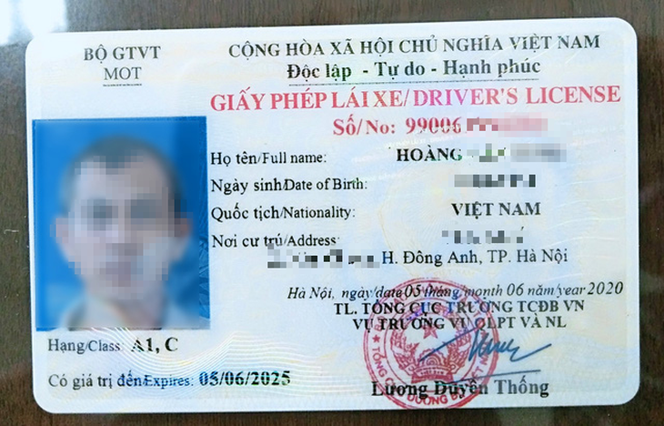 bang-lai-tich-hop-17358957471551743837554 Bằng lái xe tích hợp bị tạm giữ vẫn được đổi bằng lái với hạng không bị tước - Ảnh 1.
