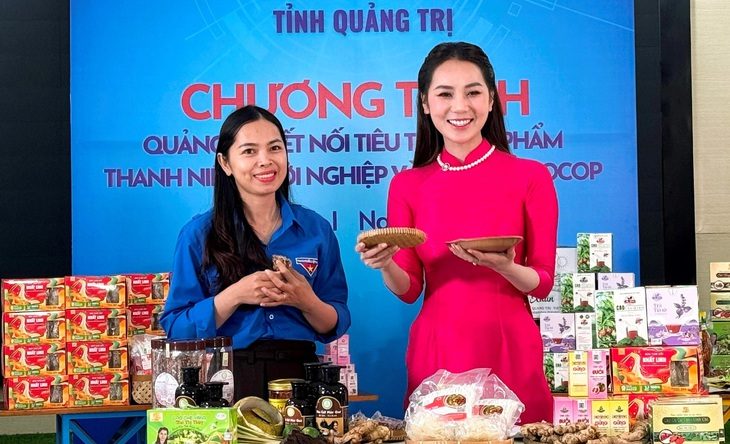 base64-173225882744382129103 Á hậu Hoàng Kim Chi dạy cách livestream bán hàng trên TikTok cho bạn trẻ khởi nghiệp - Ảnh 1.