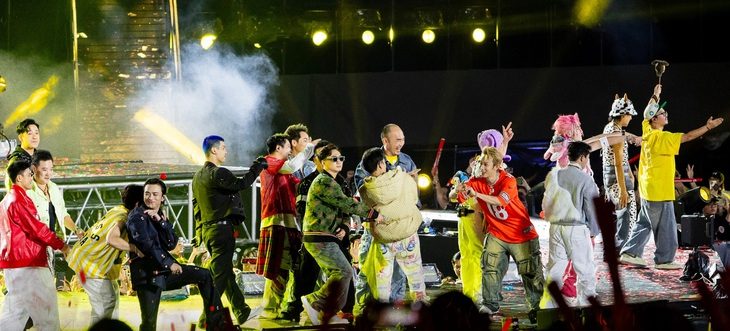 Hoa hậu Lê Hoàng Phương "lột xác"; Anh trai vượt ngàn công gai hé lộ dự án mới - Ảnh 1. Hoa hậu Lê Hoàng Phương "lột xác"; Anh trai vượt ngàn công gai hé lộ dự án mới - Ảnh 1.