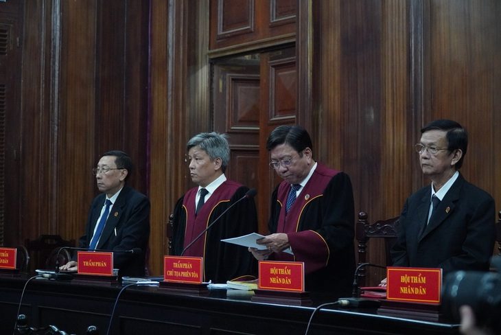 Bà Nguyễn Thị Thanh Nhàn lãnh thêm 24 năm tù- Ảnh 1. Hội đồng xét xử tuyên án