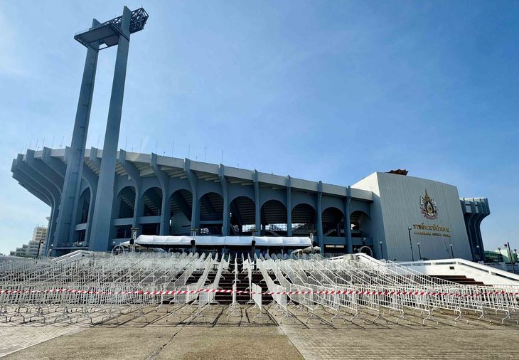 img3655-1735972330415479336201 An ninh tối đa cho sân Rajamangala trước giờ Thái Lan đấu Việt Nam - Ảnh 1.