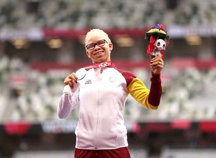 paralympic2-17248179776321034305849 Adiaratou Iglesias: Trốn chạy khỏi Mali để trở thành người hùng thể thao Tây Ban Nha - Ảnh 1.