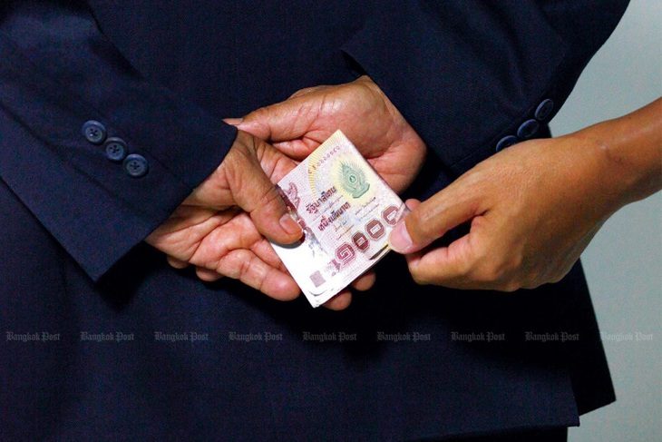 6 giảng viên Thái Lan bị sa thải vì mua bán bài báo khoa học- Ảnh 1. Nhiều giảng viên đại học tại Thái Lan bị sa thải và đối mặt cáo buộc hình sự vì hành vi gian lận trong công bố bài báo khoa học - Ảnh: Bangkok Post
