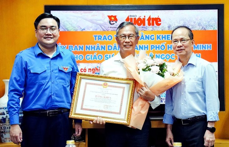 'Bài toán' của thầy Thạch - Ảnh 1. 'Bài toán' của thầy Thạch - Ảnh 1.