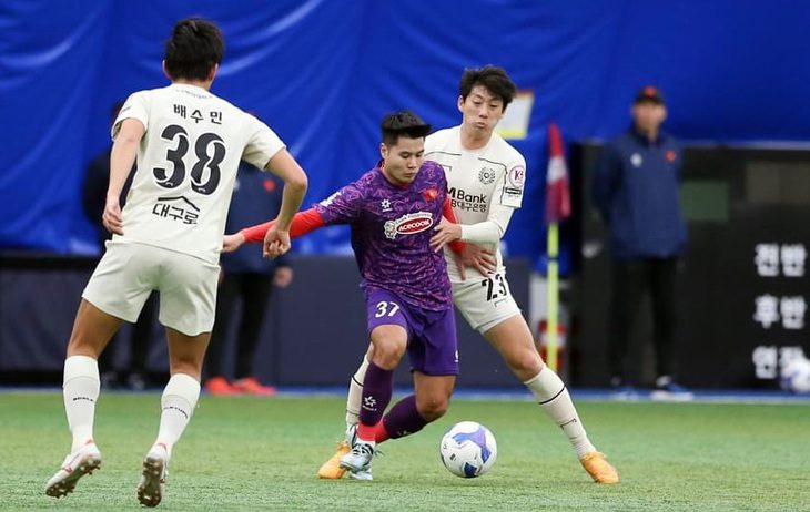 truong-tien-anh-ngay-29-11-read-only-1732931594285378667392 ASEAN Cup 2024: Tuyển Việt Nam lo ở hai cánh - Ảnh 1.